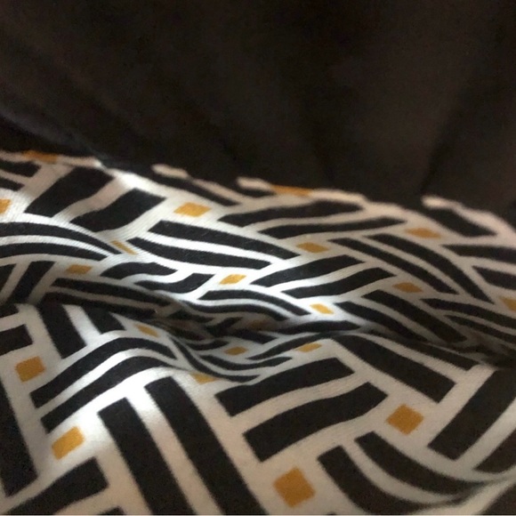 Vera Bradley, Round Microfiber, Crossbody - Picture 2 of 8